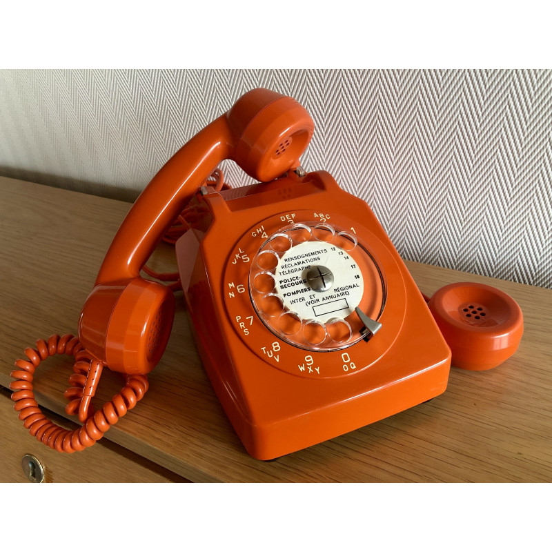 Téléphone vintage Socotel orange à cadran, 1977