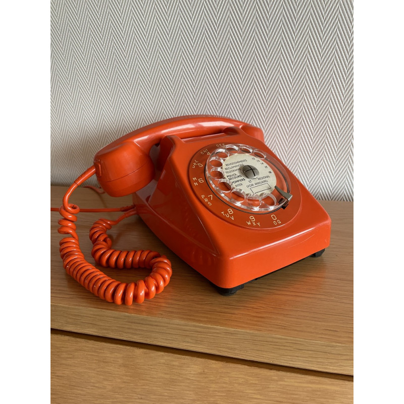 Téléphone vintage Socotel orange à cadran, 1971