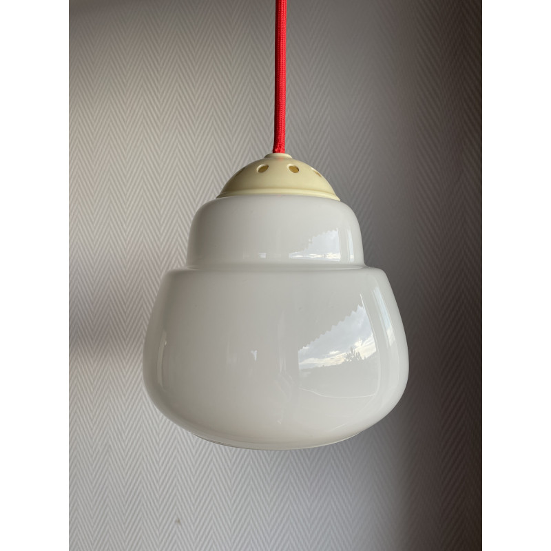 Suspension vintage en opaline blanche