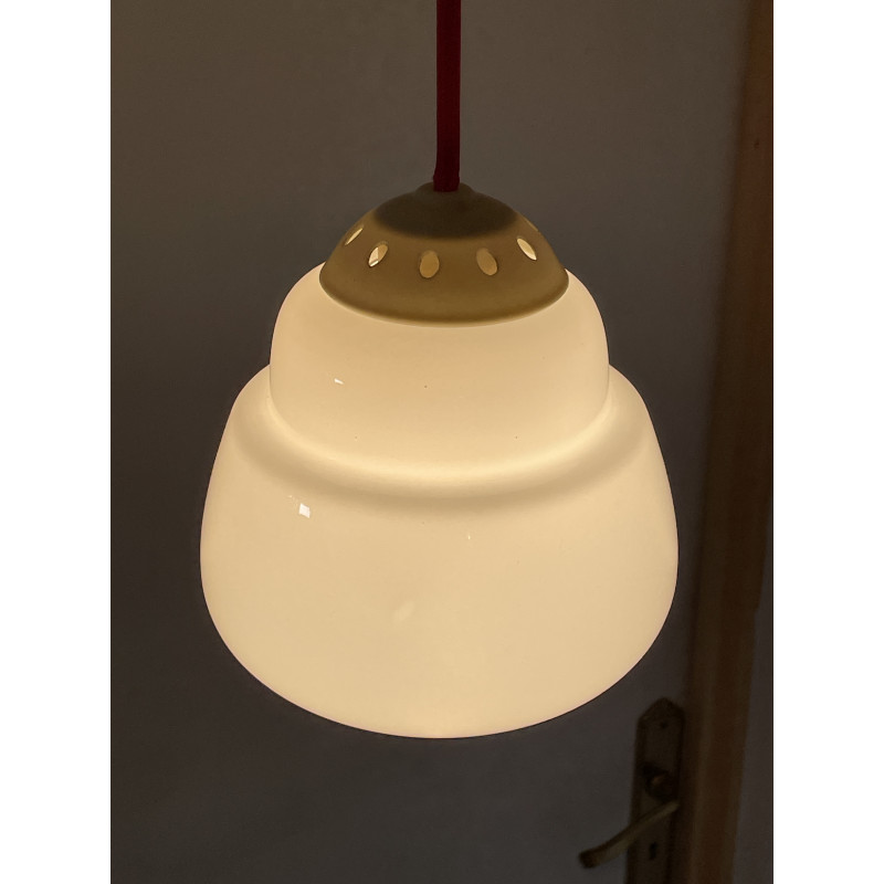 Suspension vintage en opaline blanche