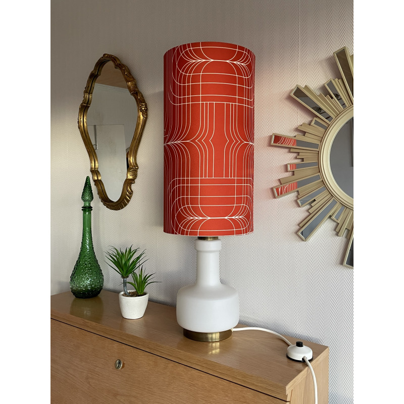 Lampe de meuble en verre opalin blanc et abat-jour « Spiro »