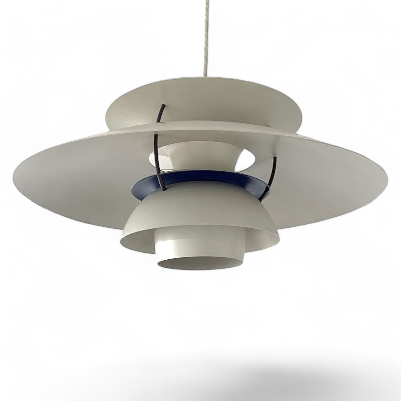 Suspension PH5, design Poul Henningsen, éditées par Louis Poulsen