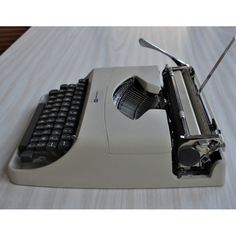 Machine à écrire Underwood 18 by Olivetti France - vintage 1972