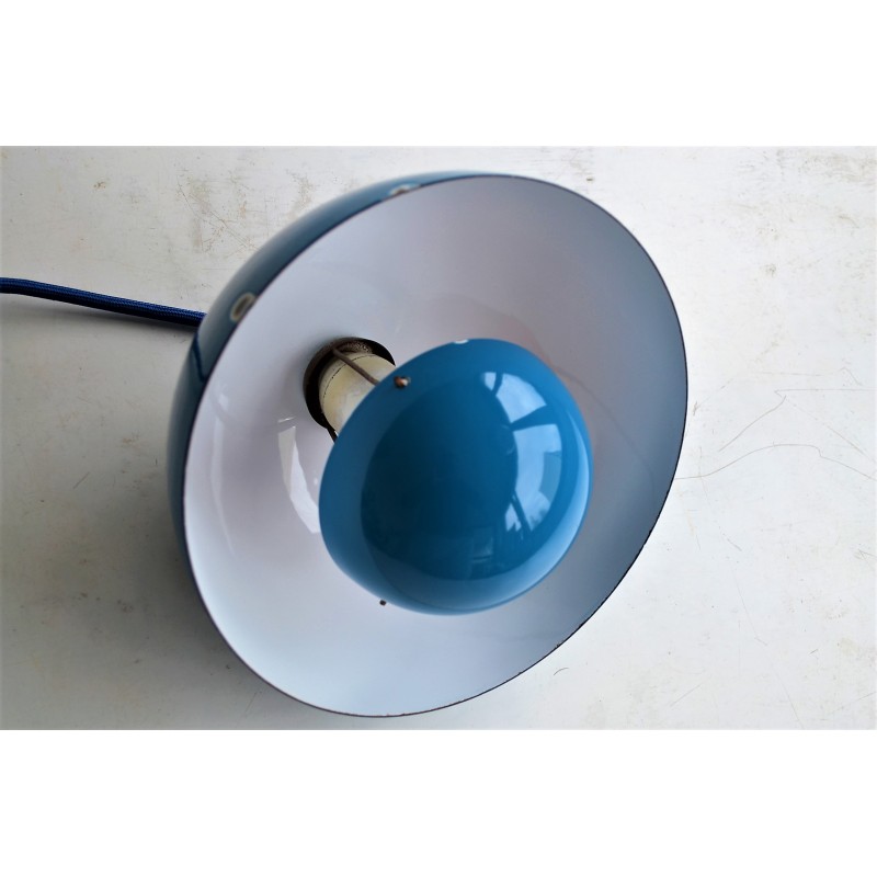 Suspension Flowerpot bleue design Verner Panton par Louis Poulsen - 1960s