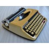 Machine à écrire mécanique vintage BRUNSVIGA