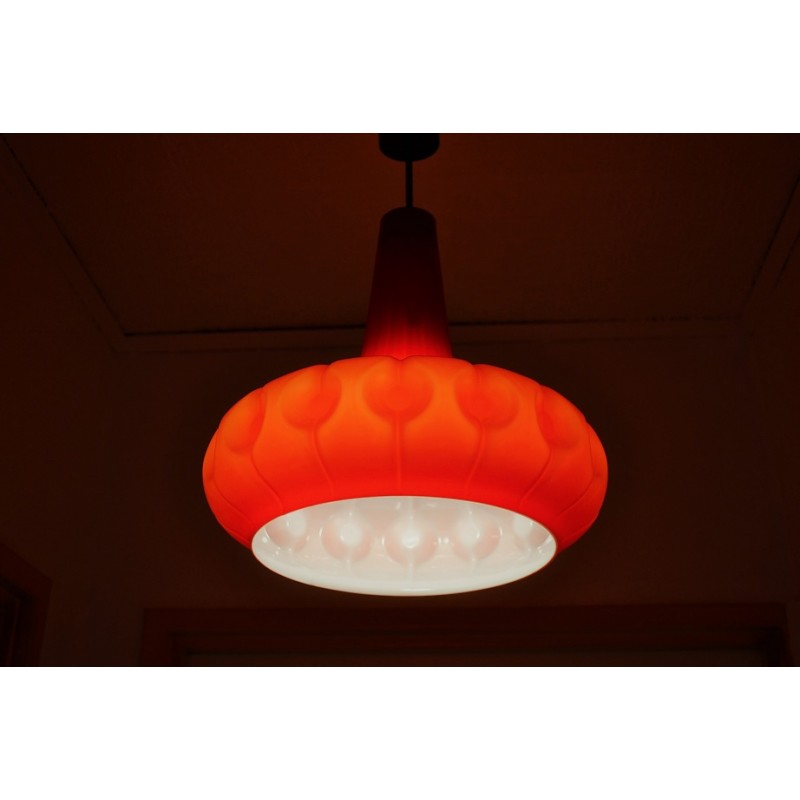 Suspension en opaline rouge vintage 1970s