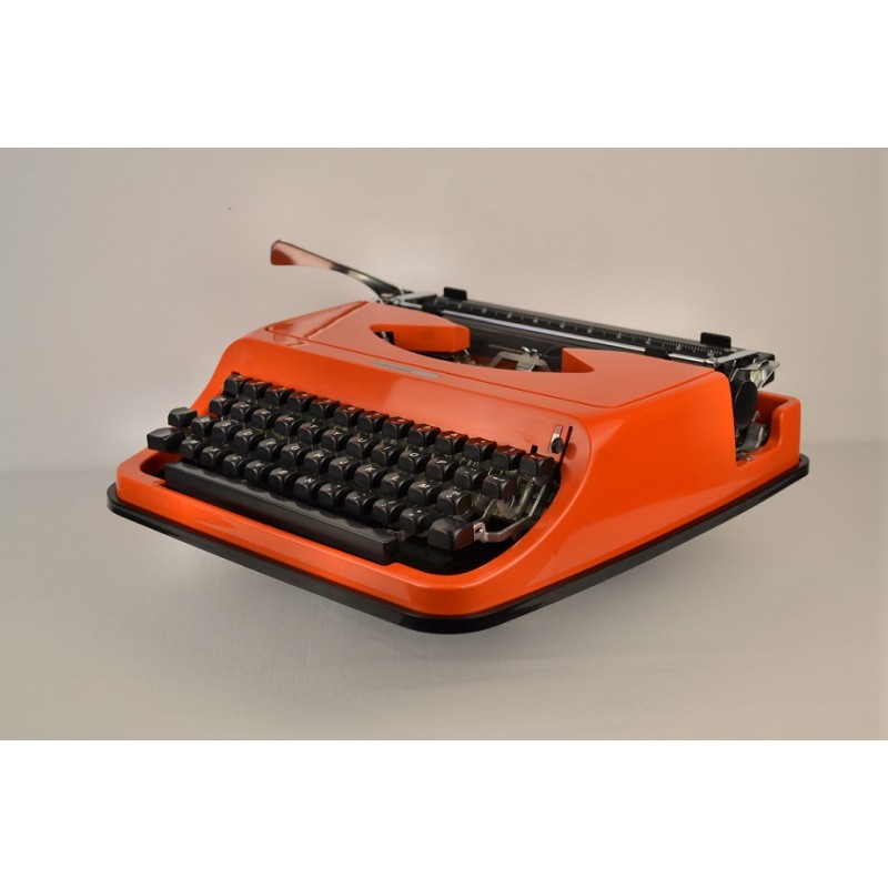 Machine à écrire orange Underwood 130 - vintage 70