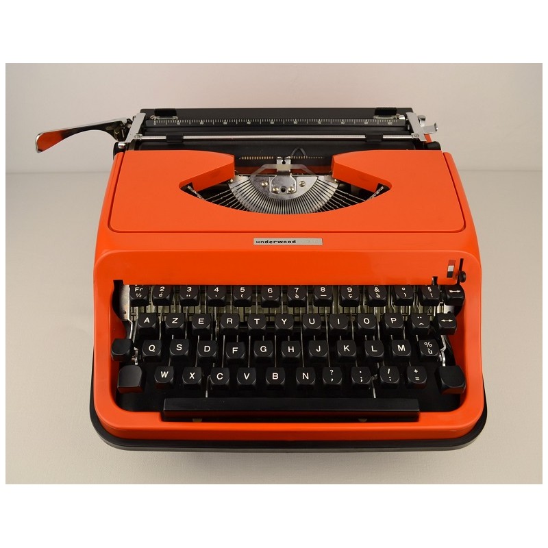 Machine à écrire orange Underwood 130 - vintage 70