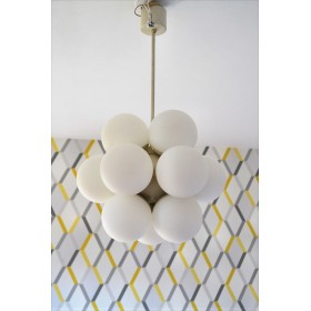Lustre Kaiser spoutnik globes en opaline des années 70