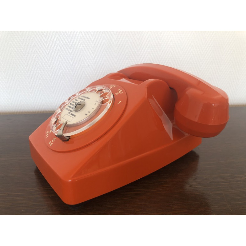 Téléphone vintage Socotel orange à cadran, 1980